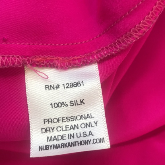 Nu by Mark Anthony Silk Top - Picture 5 of 5